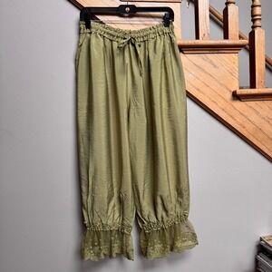 NWT Oddi LA Olive Green Lace Ruffle Hem Crop Pants M Fairy Whimsy Boho Cottage
